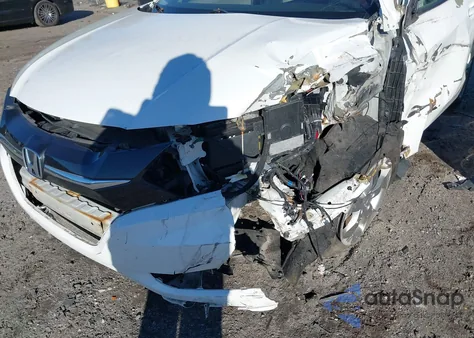 2017 Honda Hr-V Lx из США, поврежденный, VIN 3CZRU6H36HM723965